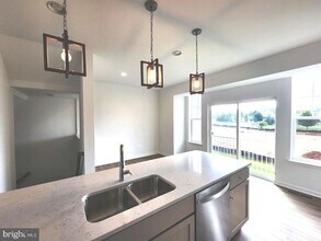229 Hillsdale Pl in Martinsburg, WV - Building Photo - Building Photo