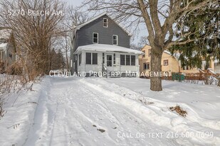 5270 Beech Ave in Maple Heights, OH - Building Photo