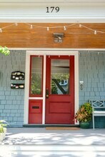 179 Dartmouth st, Unit 4 Bed 2 Bath in Portland, ME - Building Photo - Building Photo