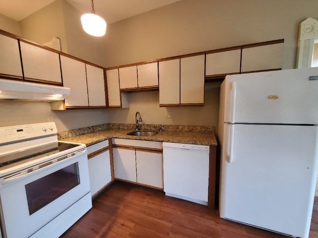 32 W Main St in Westborough, MA - Building Photo - Building Photo