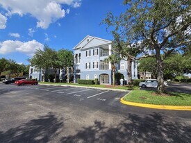 3561 Conroy Rd in Orlando, FL - Building Photo