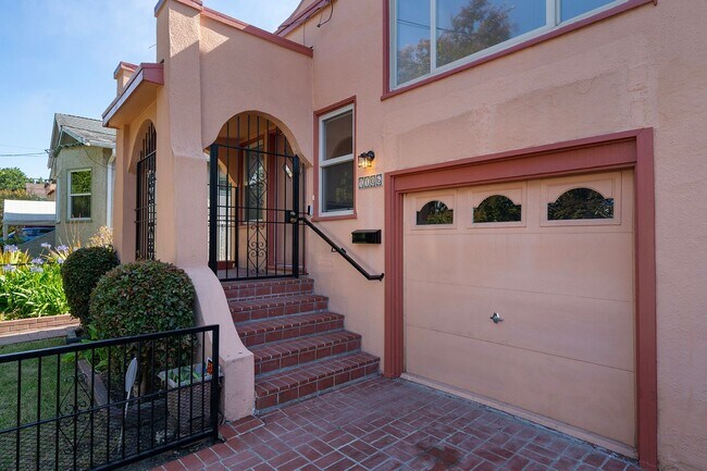 1106 Evelyn Ave in Albany, CA - Building Photo - Building Photo