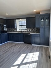505 Mallory Ct in Warrensburg, MO - Building Photo - Building Photo