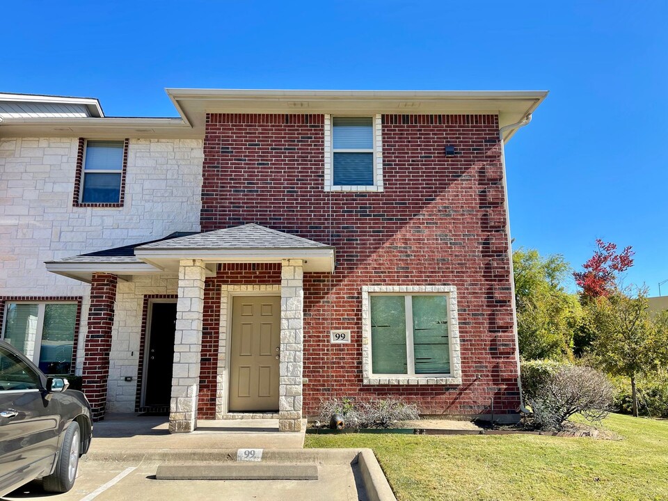 97 Forest Dr Loop in College Station, TX - Building Photo