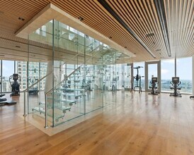 300 Biscayne Boulevard Way, Unit 4409W in Miami, FL - Building Photo - Building Photo