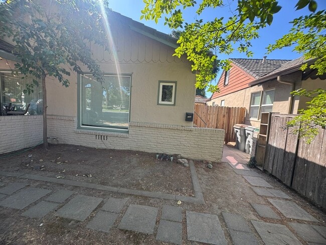 1628 Park Blvd in West Sacramento, CA - Building Photo - Building Photo