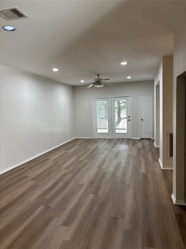 property at 1417 Paige St