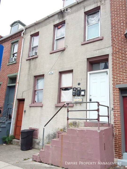 212 N 7th St in Allentown, PA - Building Photo