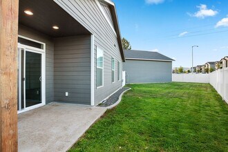 4115 N Slazenger Ln in Post Falls, ID - Building Photo - Building Photo