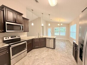 5401 Harmony Ln in Gulf Breeze, FL - Building Photo - Building Photo