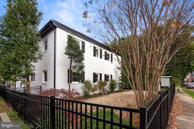 property at 504 E Alexandria Ave