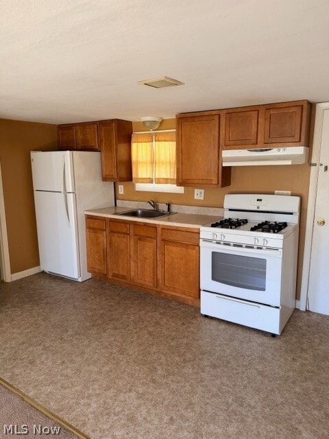 2 Dennis Ct in Geneva, OH - Building Photo - Building Photo