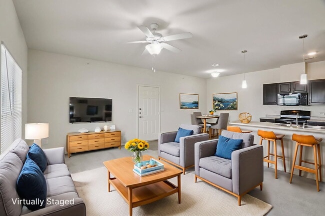 Tuckaway Apartment Homes in Cedar Park, TX - Foto de edificio - Building Photo