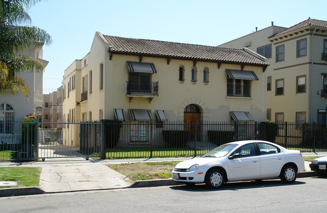 232 S Alexandria Ave in Los Angeles, CA - Building Photo - Building Photo