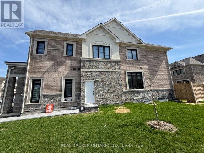 1450 Periwinkle Pl in Milton, ON - Building Photo - Building Photo
