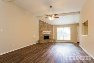 3714 Windy Haven Dr in Houston, TX - Building Photo - Building Photo