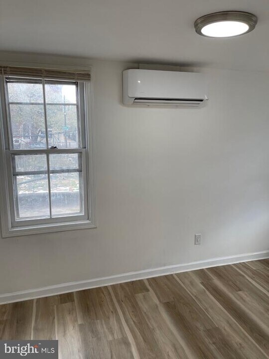 2001 Brandywine St-Unit -2ND FLOOR in Philadelphia, PA - Building Photo