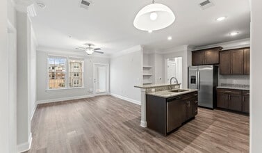 Olde Towne Residences in Raleigh, NC - Foto de edificio - Building Photo