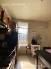2032 N Bissell St-Unit -2 in Chicago, IL - Building Photo - Building Photo