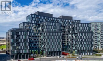 30 Tretti Wy in Toronto, ON - Building Photo