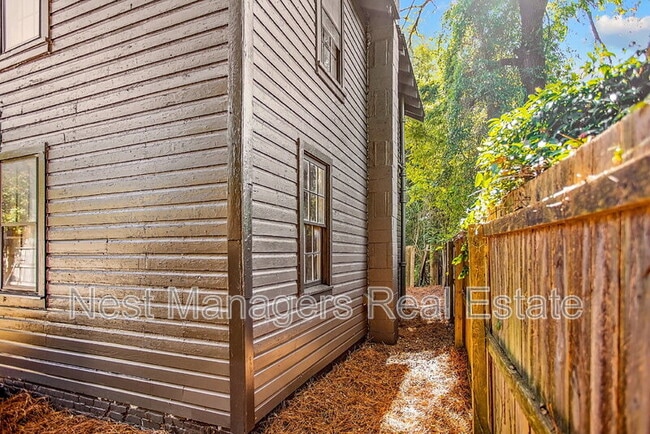 210 Sedberry St in Fayetteville, NC - Building Photo - Building Photo