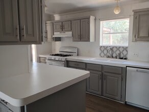 610 Green River Blvd in Green River, UT - Building Photo - Building Photo