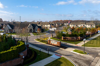 Shearwater in Commerce Township, MI - Foto de edificio - Building Photo