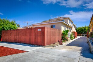 2256 S Carmelina Ave, Unit #5 in Los Angeles, CA - Building Photo