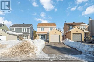 1936 Longman Crescent in Ottawa, ON - Building Photo
