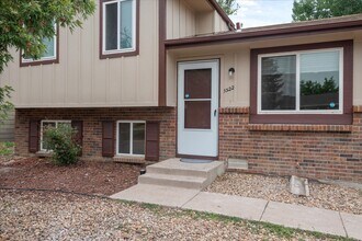 1522 S Memphis St in Aurora, CO - Building Photo - Building Photo