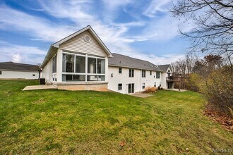 480 Whitehaven Rd in Grand Island, NY - Building Photo - Building Photo