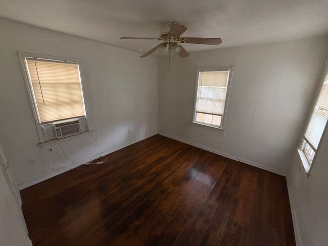 2416 31st St in Lubbock, TX - Building Photo - Building Photo