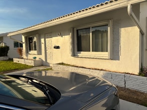 8601 NW 59th St in Tamarac, FL - Building Photo - Building Photo