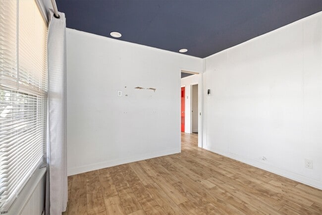 property at 370 Ling St