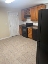 328 Cherry St in New Britain, CT - Building Photo - Building Photo