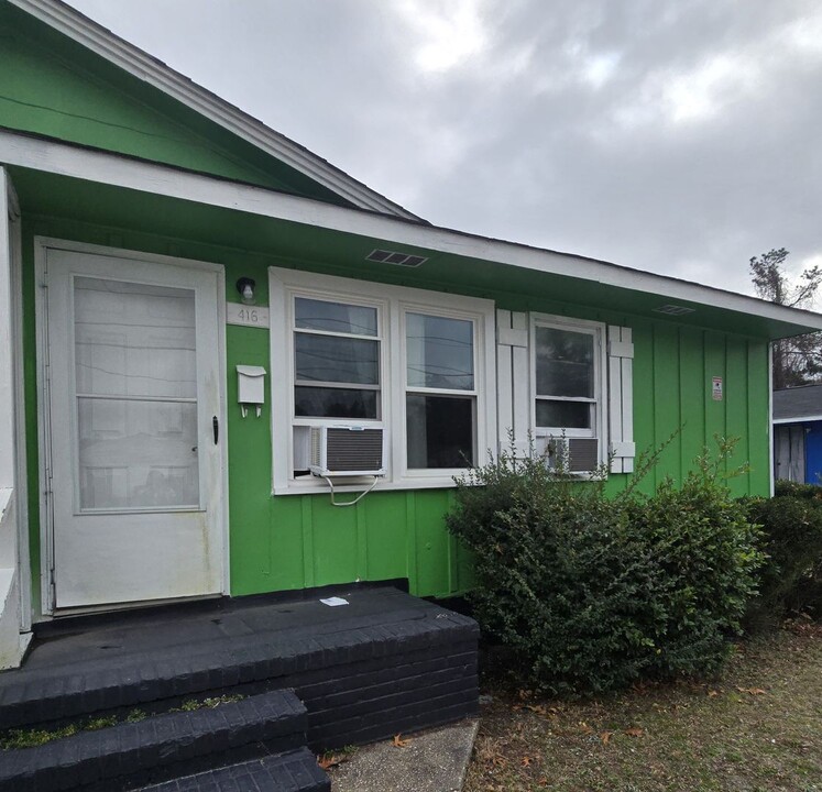 416 Lake Ave in Spring Lake, NC - Building Photo