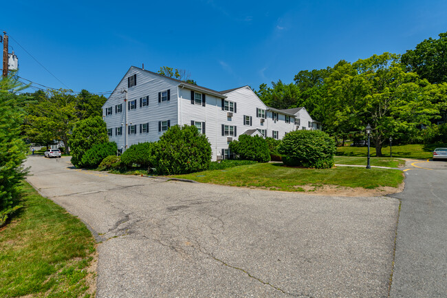 Bayberry Apartments in Acton, MA - Building Photo - Primary Photo