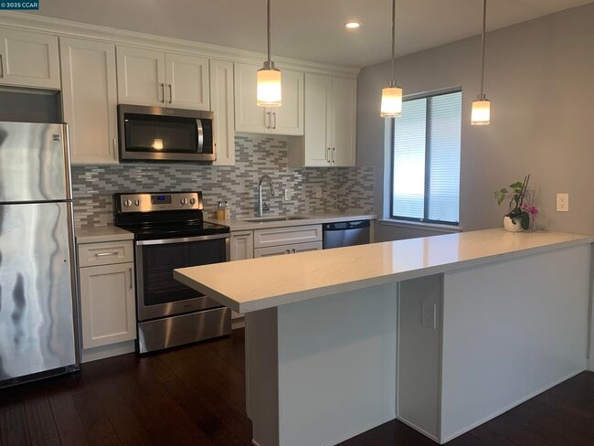 property at 1437 Marchbanks Dr