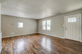 712 Dakota St in Norman, OK - Building Photo - Building Photo