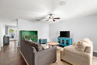 4702 Gray Fox Dr in Austin, TX - Building Photo - Building Photo