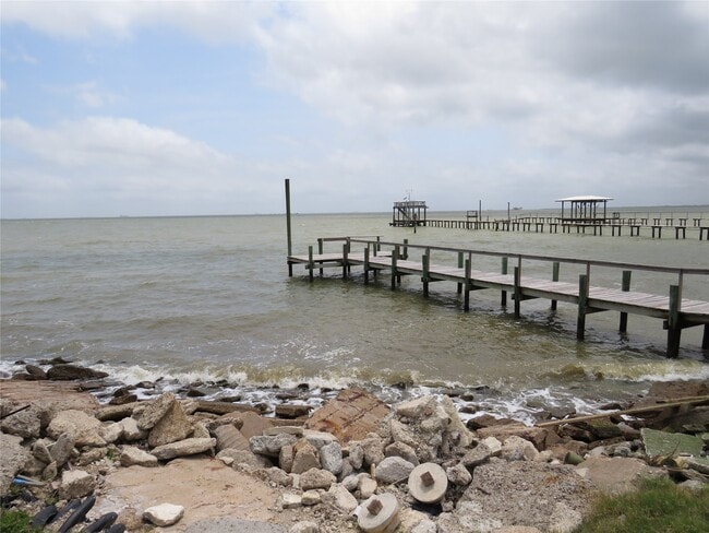 property at 735 5th St