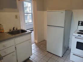 5170 Morris St in Halifax, NS - Building Photo