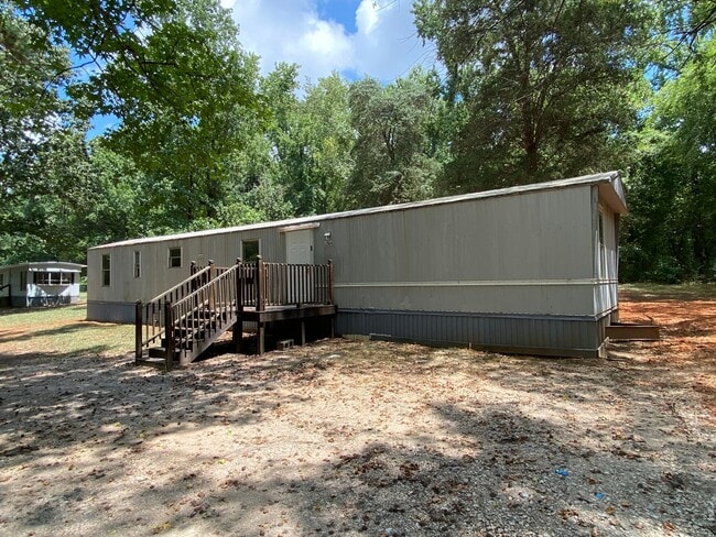 property at 1564 Riverside Rd