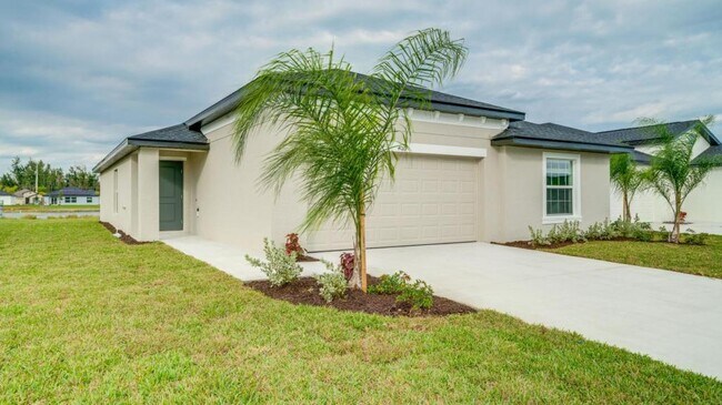 4019 San Clemente Ct in North Fort Myers, FL - Building Photo - Building Photo