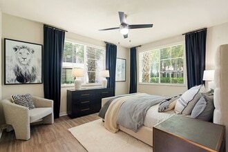 Cortland Hollywood in Hollywood, FL - Building Photo - Building Photo