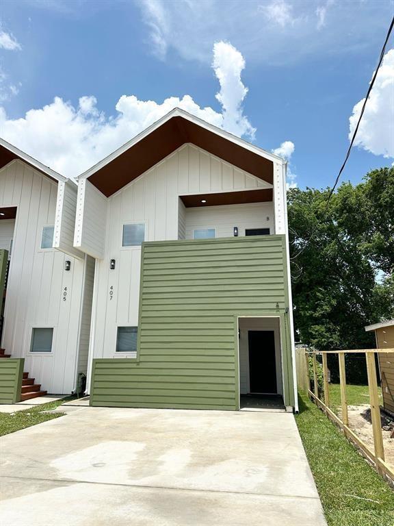 407 Clearwater St in Houston, TX - Building Photo - Building Photo