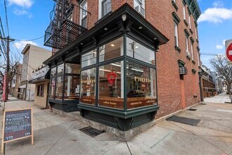 38 Sherman Ave in Jersey City, NJ - Building Photo - Building Photo