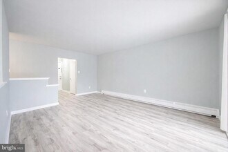 20 Fort Sumpter Rd in Pennsville Township, NJ - Building Photo - Building Photo