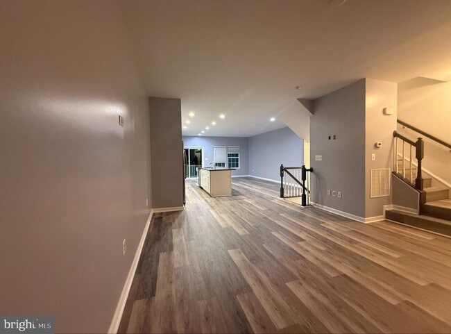 property at 8633 Rosecrans Ln