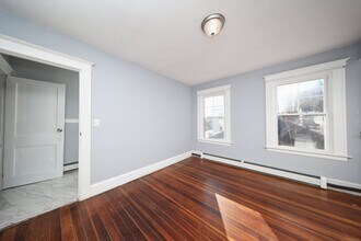 78 Maplewood Ave in Torrington, CT - Building Photo - Building Photo